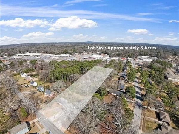 2076 Windy Hill Road , Decatur, GA 30032