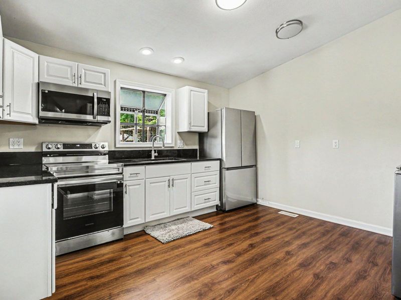 1005 S Washington Street , Circleville, OH 43113 Photo 8