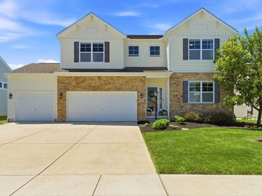 453 Sunbury Meadows Drive , Sunbury, OH 43074