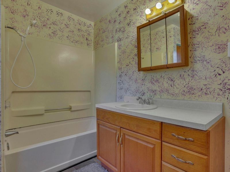 204 E Jefferson Street, New Lexington, OH 43764 Photo 15