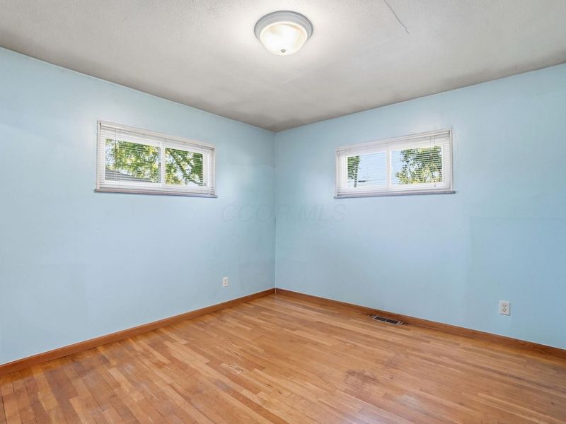 3169 Mary Avenue , Columbus, OH 43204 Photo 37
