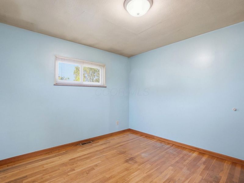 3169 Mary Avenue , Columbus, OH 43204 Photo 38