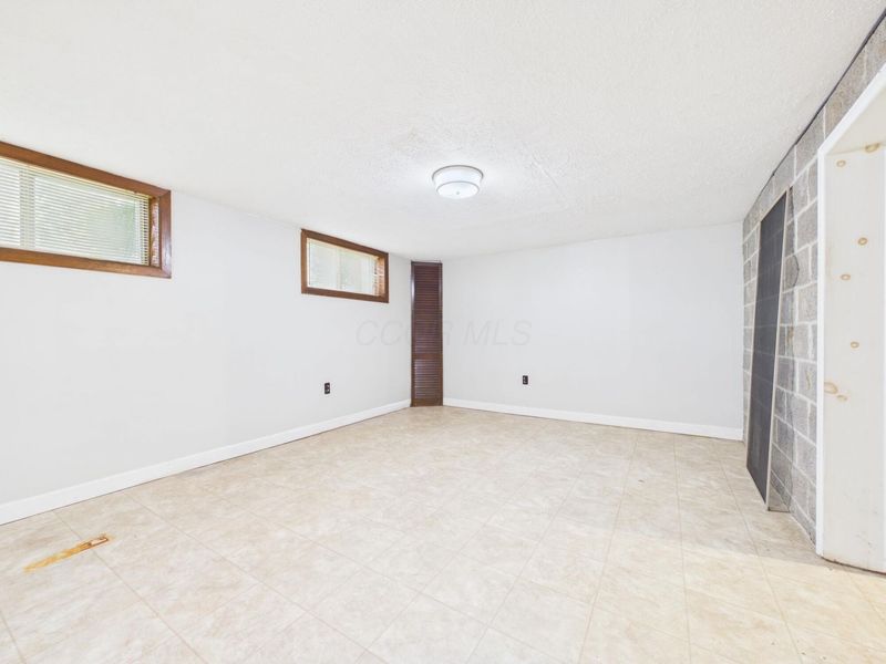2191 Sprucefield Drive , Columbus, OH 43229 Photo 20