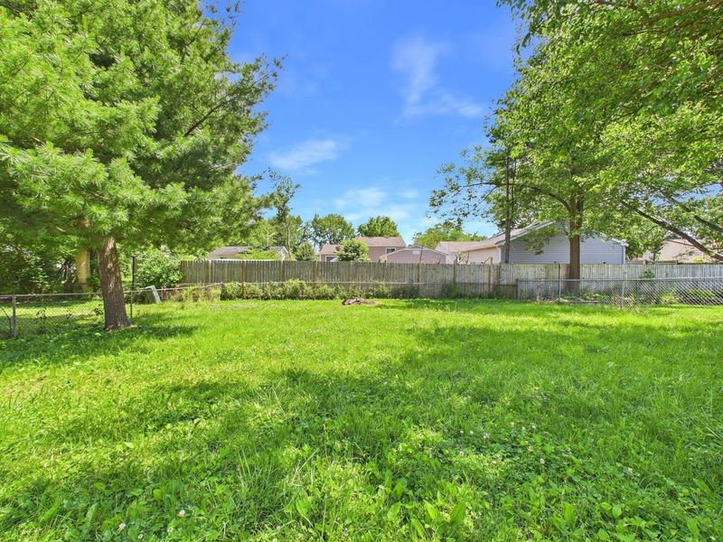 2191 Sprucefield Drive , Columbus, OH 43229 Photo 24