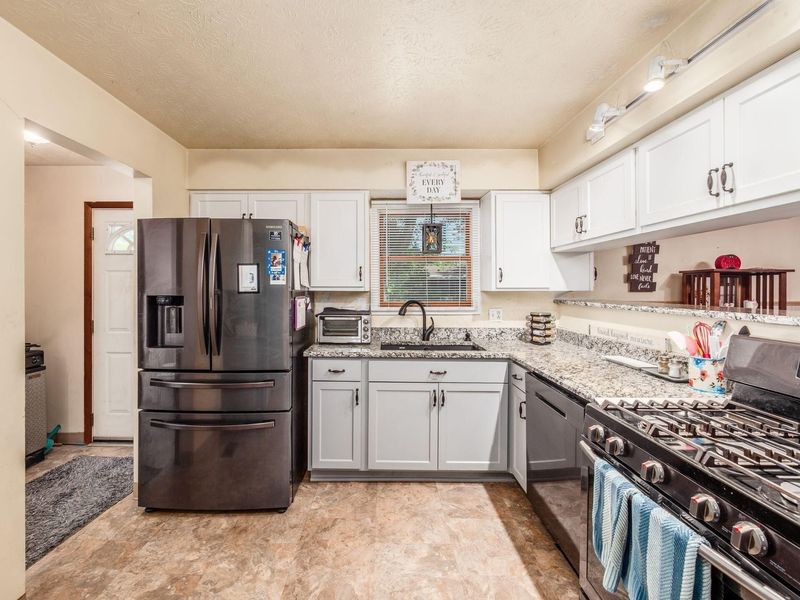 3267 Castleton Street, Grove City, OH 43123 Photo 4