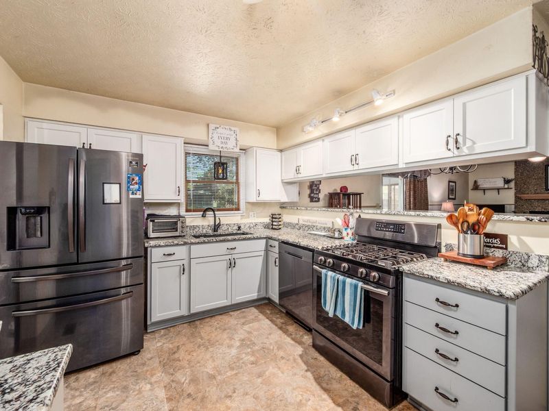 3267 Castleton Street, Grove City, OH 43123 Photo 6