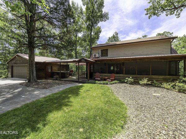 1336 Whites Mill Rd, Maryville, TN 37803