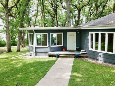 19093 610th Avenue, Litchfield, MN 55355