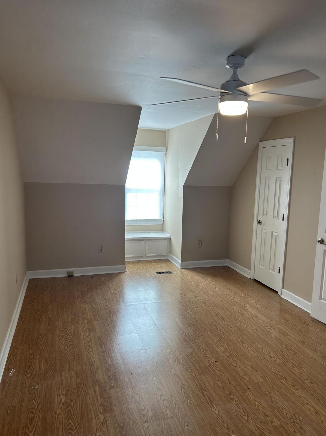 1136 Audubon Place Photo 14