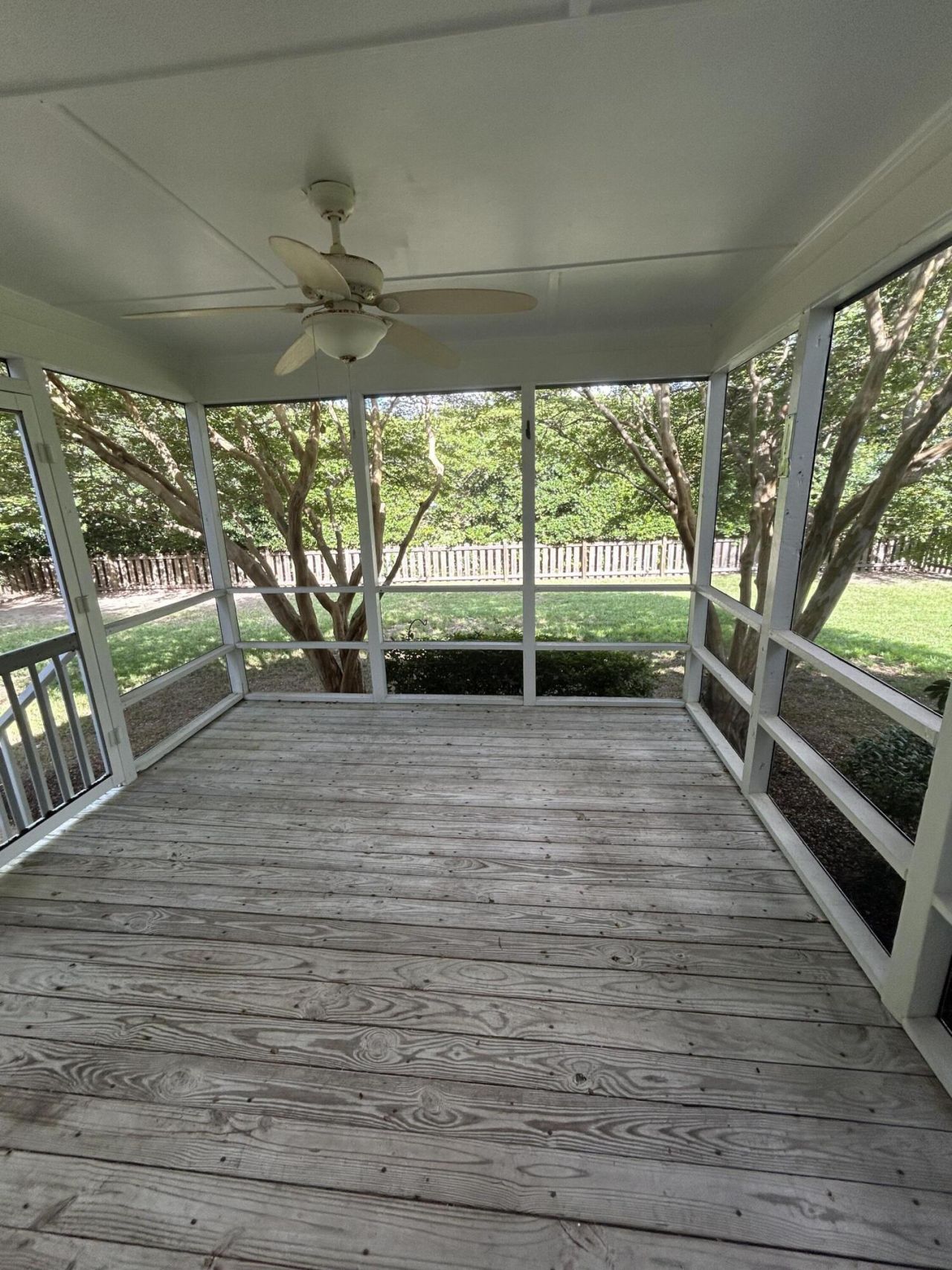 1136 Audubon Place Photo 22