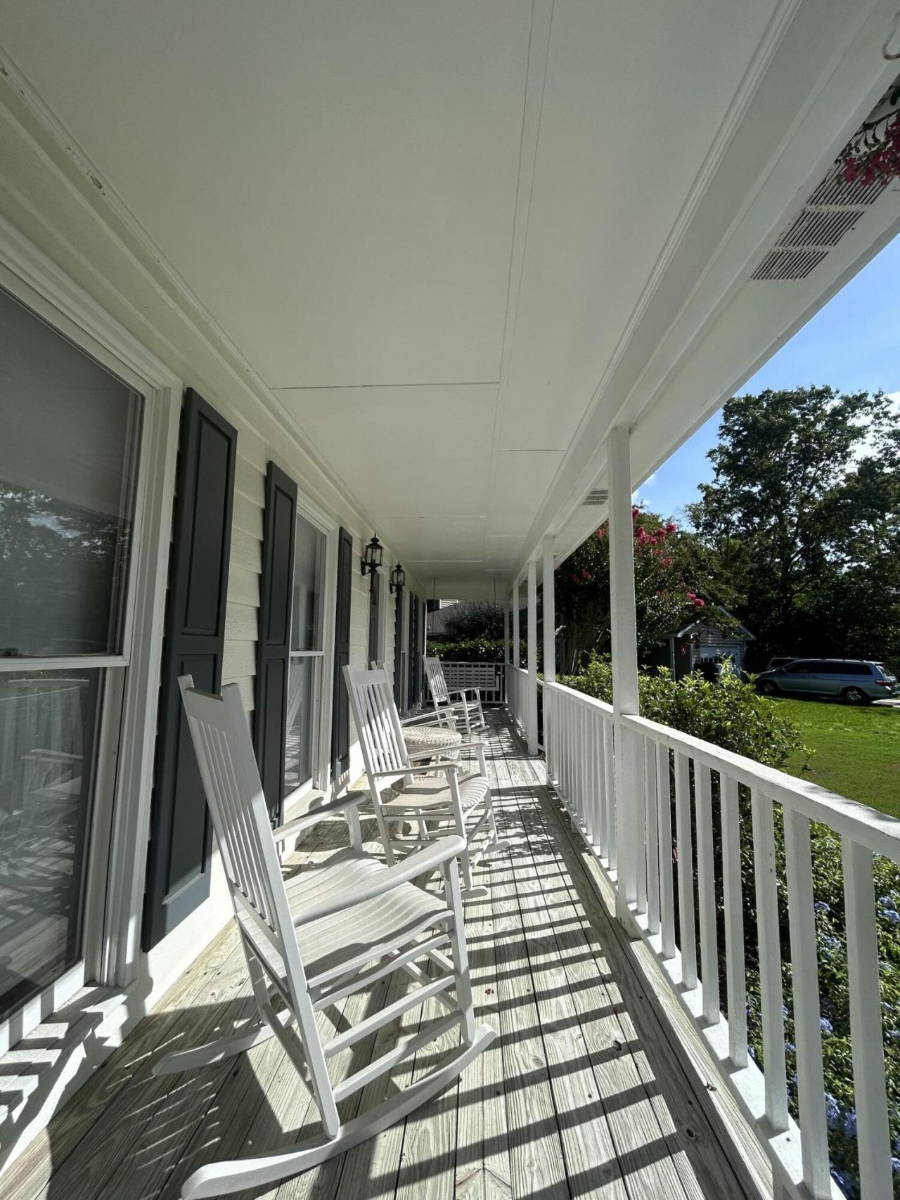 1136 Audubon Place Photo 4