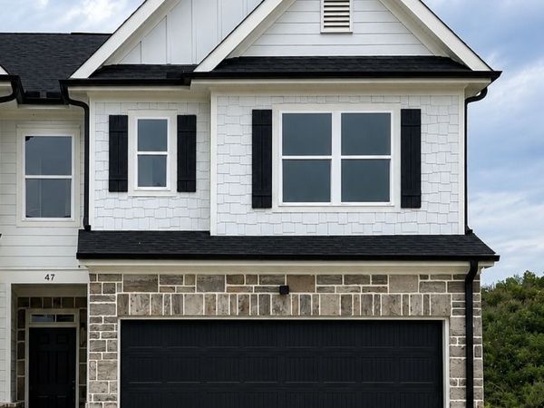 47 Crest Drive, Unit 8, Hartwell, GA 30643