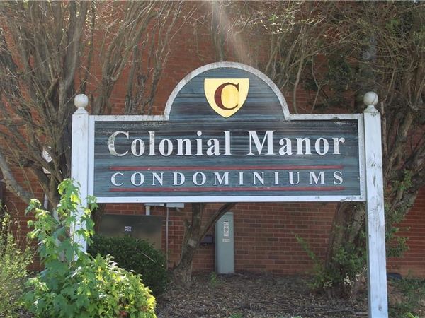1315 Meadowview Road , Unit E, Greensboro, NC 27403