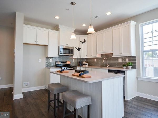 22 N CANNON AVENUE, LANSDALE, PA 19446
