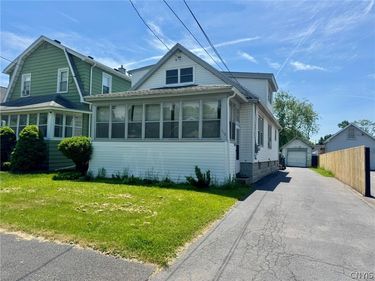 119 Merrill Street , Syracuse, NY 13208