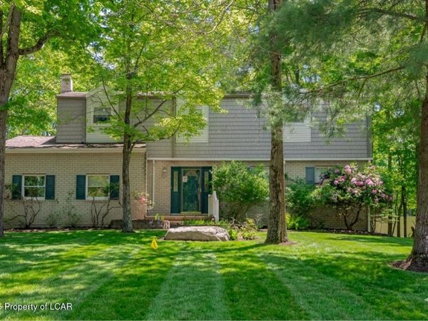 7 Highland Circle, Mountain Top, PA 18707