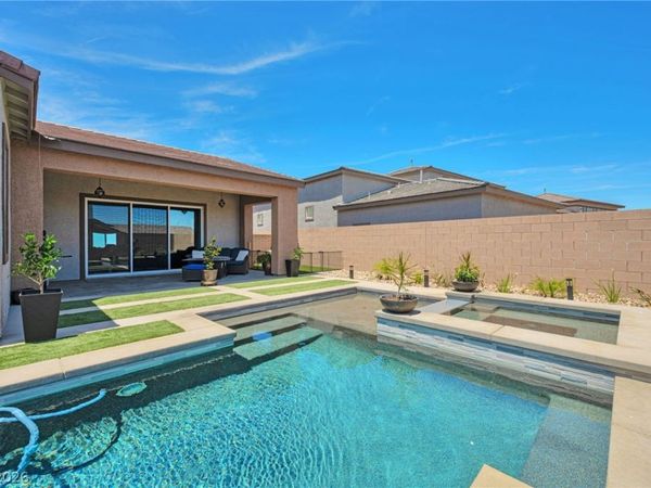 380 Portia Village Drive, Henderson, NV 89011