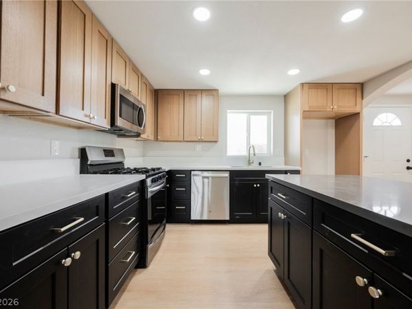 3104 Wright Avenue , North Las Vegas, NV 89030