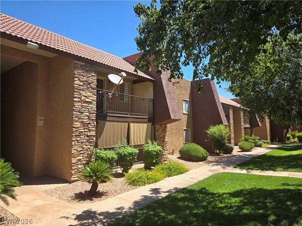 5081 River Glen Drive , Unit 104, Las Vegas, NV 89103