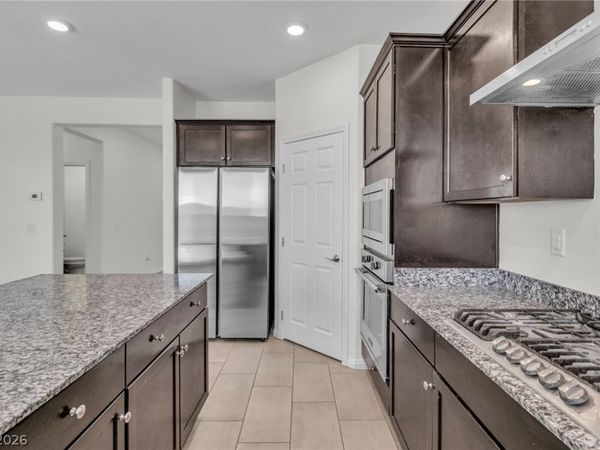 5344 Jade Crystal Avenue , Las Vegas, NV 89146
