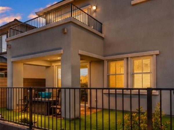 1043 Strada Mazoni , Henderson, NV 89011