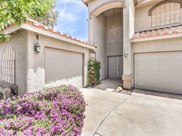 1933 Falcons Lair Lane, Henderson, NV 89012