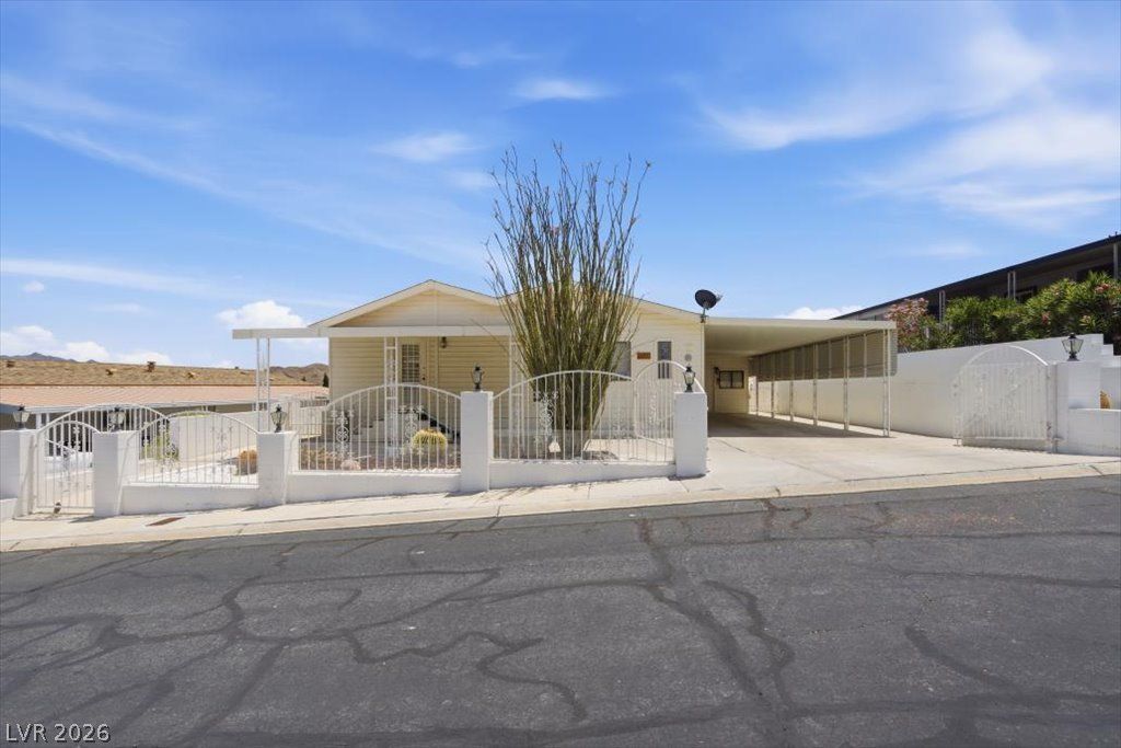 629 Mount Antero Way , Boulder City, NV 89005