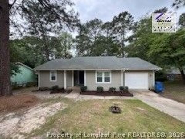 9329 Castle Falls Circle , Fayetteville, NC 28314