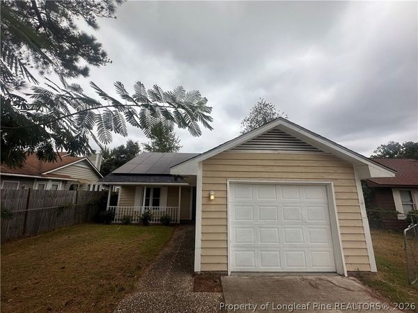 6848 Winchester Street , Fayetteville, NC 28314