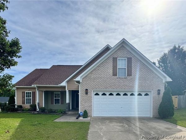 422 Jamestown Avenue, Fayetteville, NC 28303