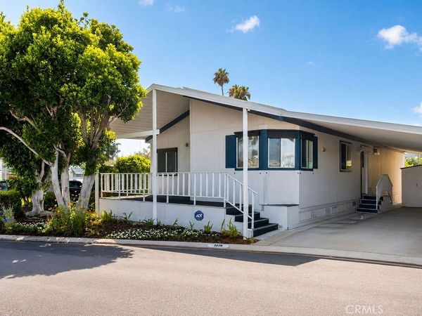24921 Muirlands Boulevard, Unit 108, Lake Forest, CA 92630