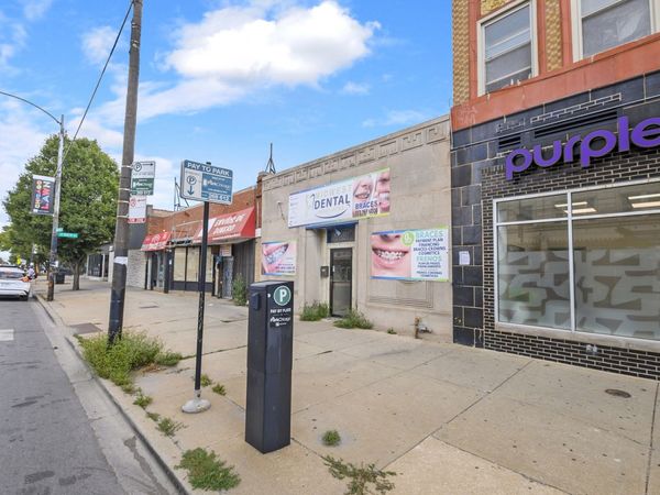 6235 S Kedzie Avenue, Chicago, IL 60629
