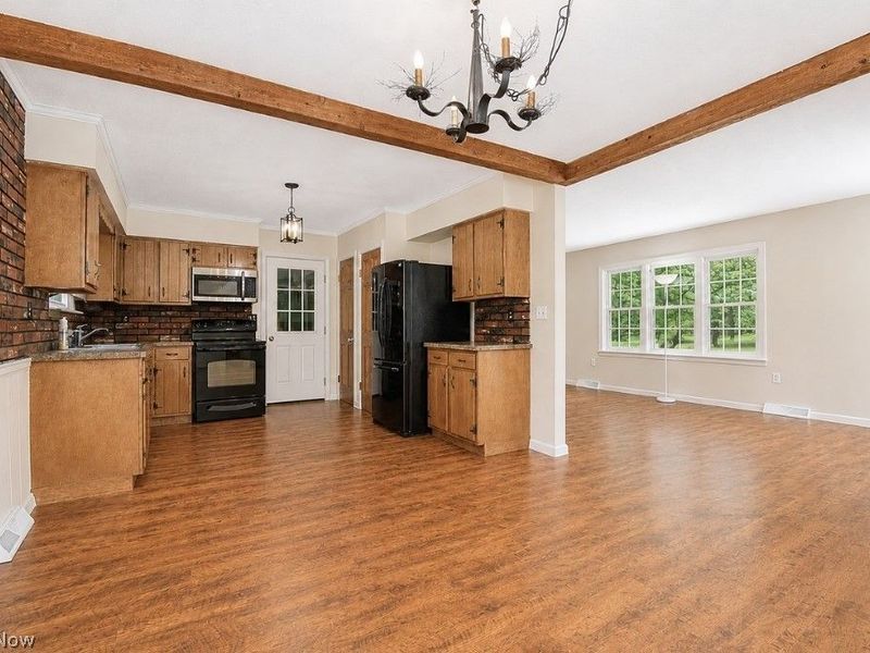 7840 Sumner Road, Thompson, OH 44086 Photo 11
