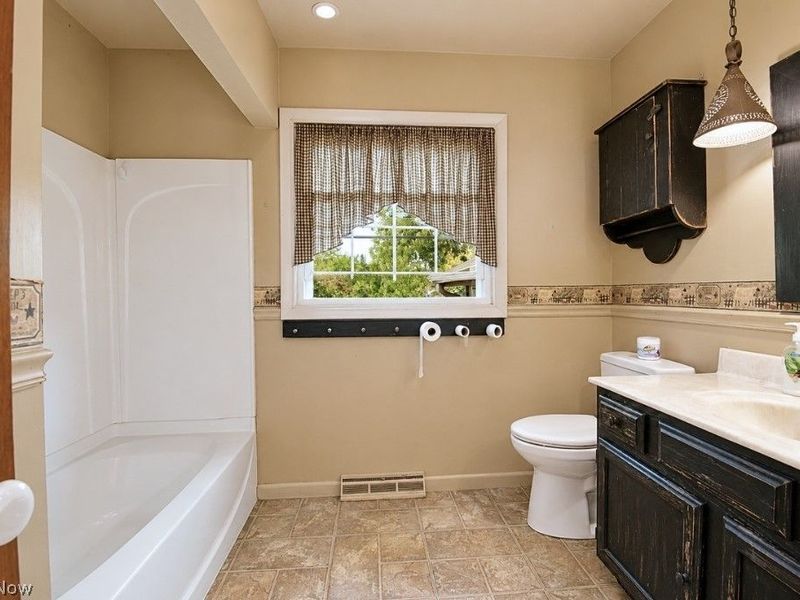 7840 Sumner Road, Thompson, OH 44086 Photo 28