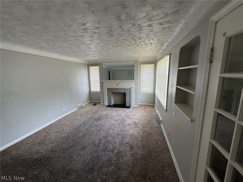 411 E 264th Street, Euclid, OH 44132 Photo 2