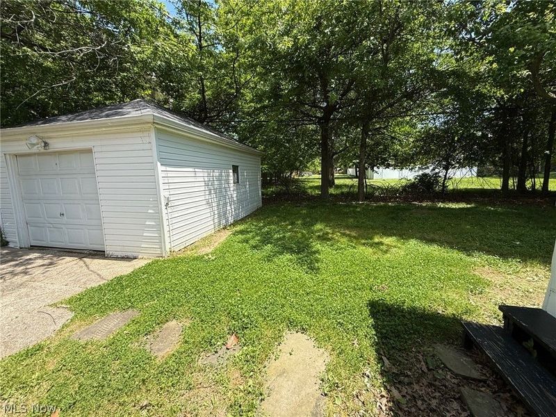 411 E 264th Street, Euclid, OH 44132 Photo 20