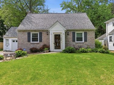 135 Glen Ellyn , Rochester, NY 14618