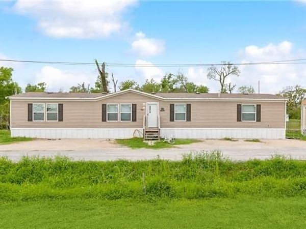 136 BLUEBERRY HILL Street , Boutte, LA 70039