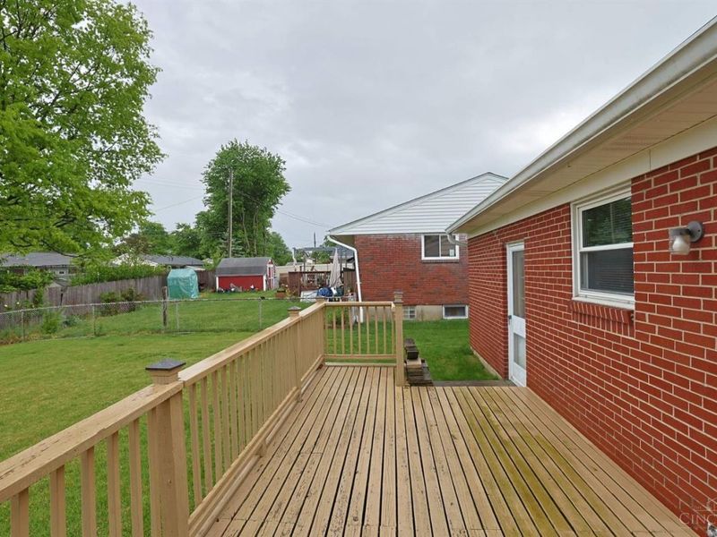 8574 Linderwood Lane, Cincinnati, OH 45255 Photo 25