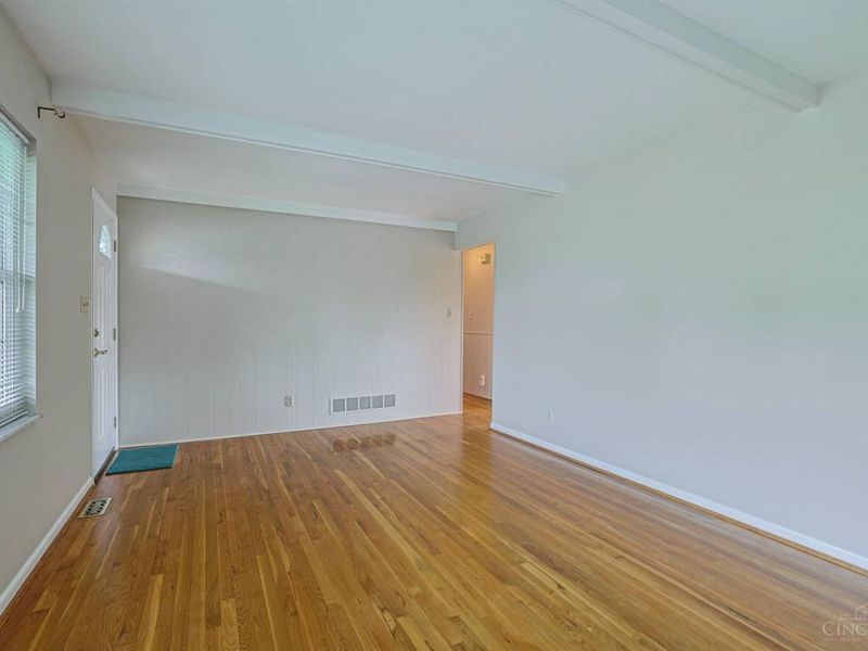 8574 Linderwood Lane, Cincinnati, OH 45255 Photo 7