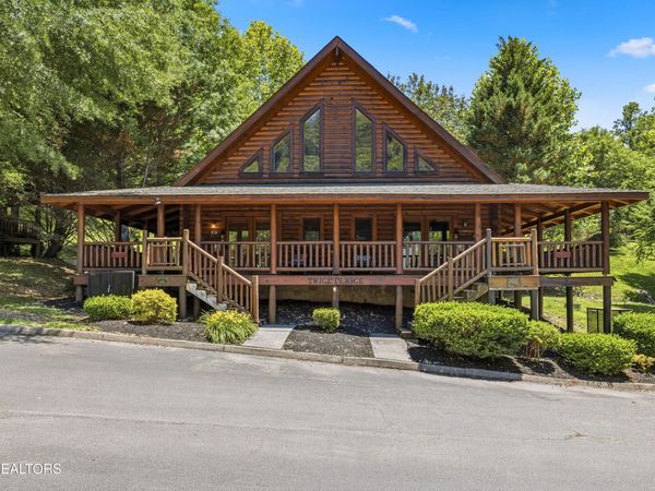 3126 Smoky Ridge Way, Sevierville, TN 37862