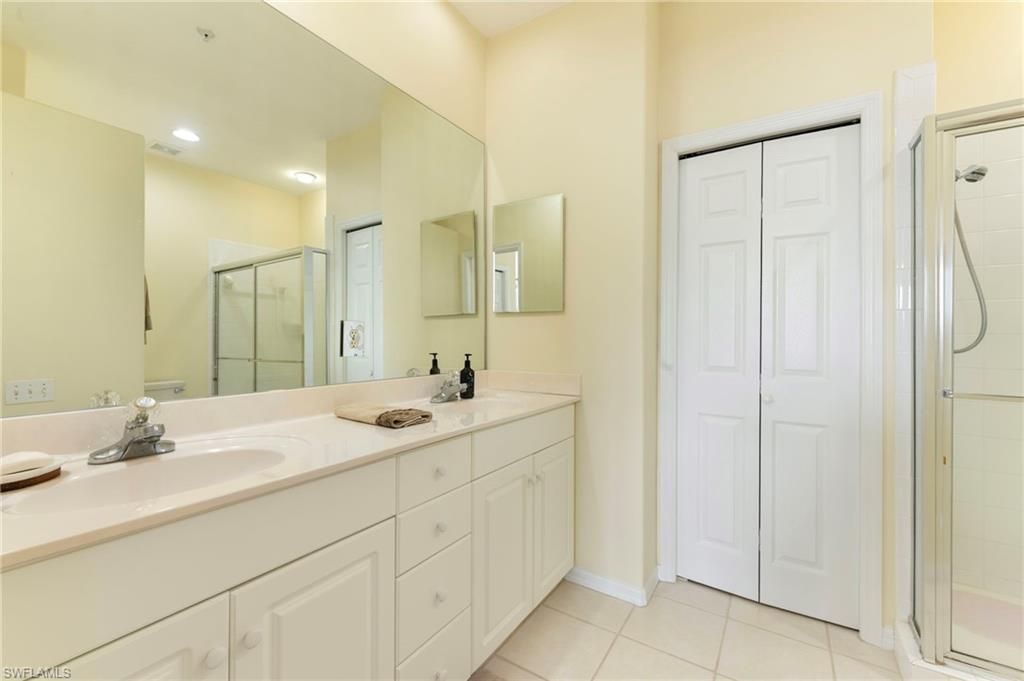8247 Parkstone Pl, Unit 206, Naples, FL 34120 Photo
