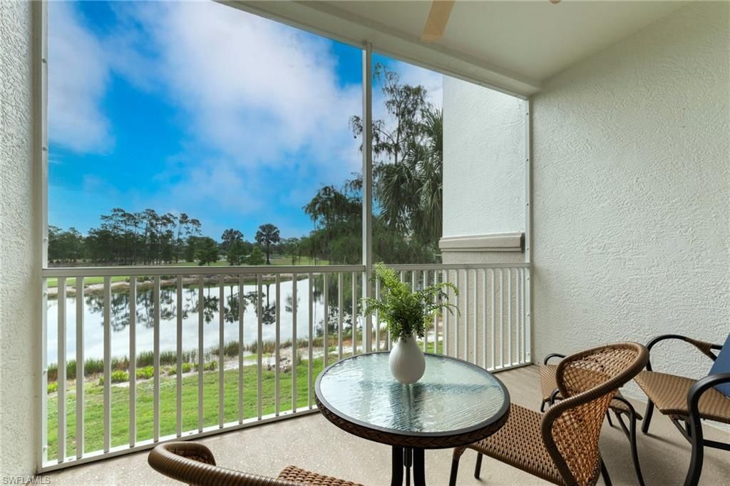 8247 Parkstone Pl, Unit 206, Naples, FL 34120 Photo