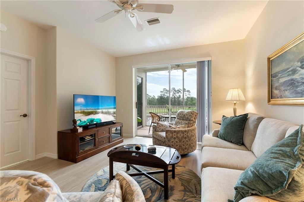 8247 Parkstone Pl, Unit 206, Naples, FL 34120 Photo