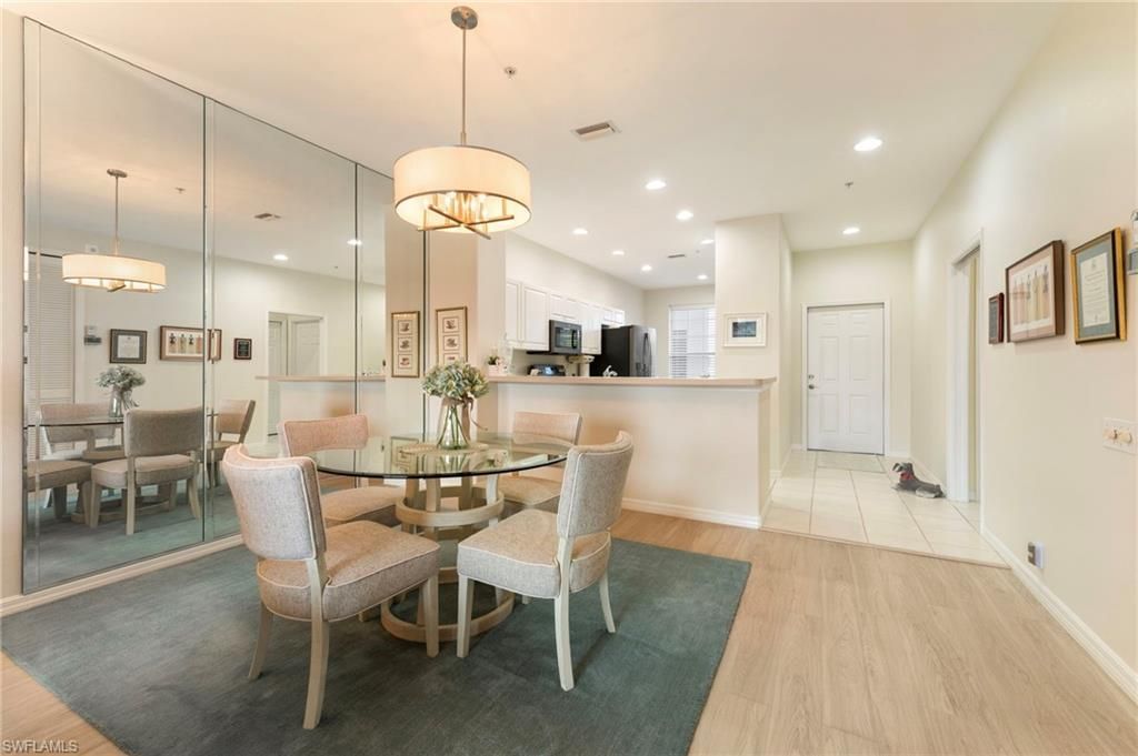 8247 Parkstone Pl, Unit 206, Naples, FL 34120 Photo