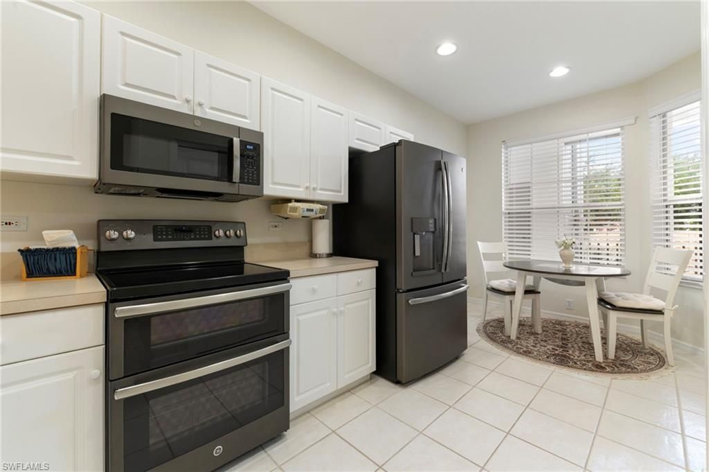 8247 Parkstone Pl, Unit 206, Naples, FL 34120 Photo