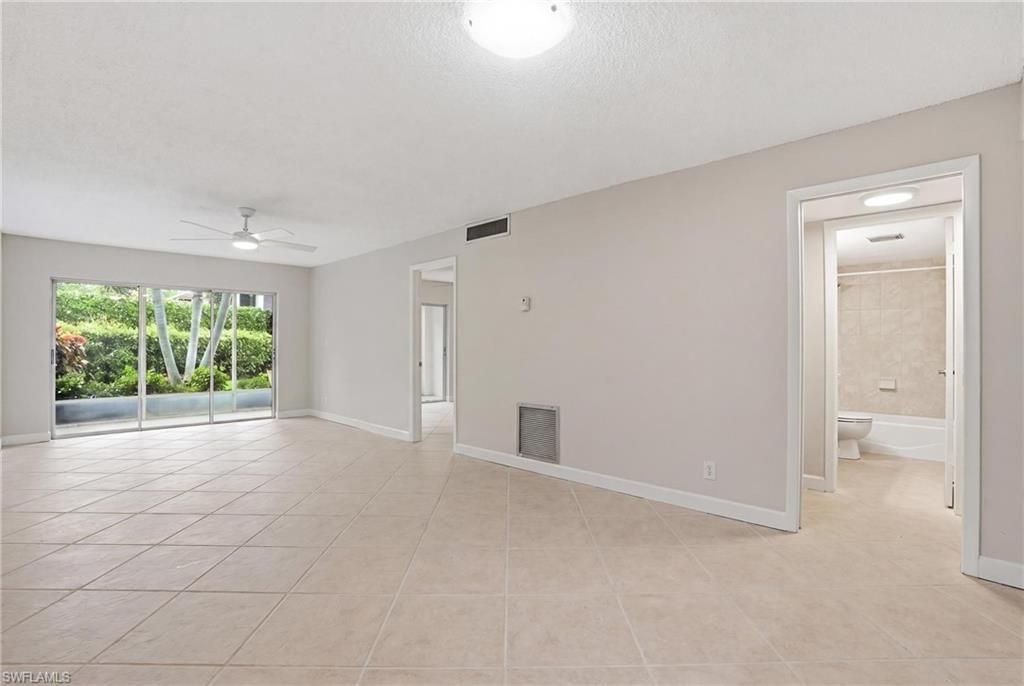 3150 Binnacle Dr , Unit 106, Naples, FL 34103 Photo