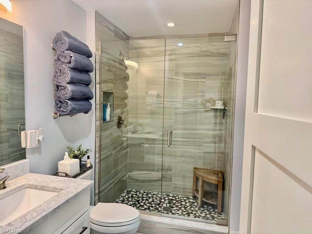 225 5th Ave S, Unit 103, Naples, FL 34102 Photo