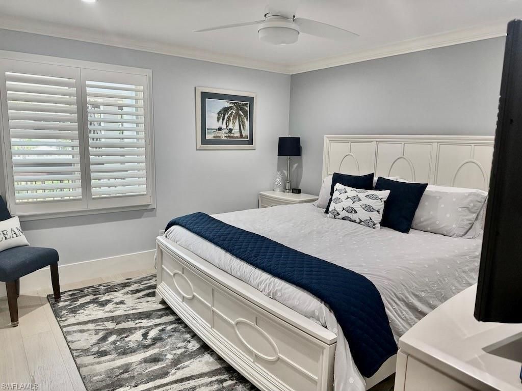 225 5th Ave S, Unit 103, Naples, FL 34102 Photo