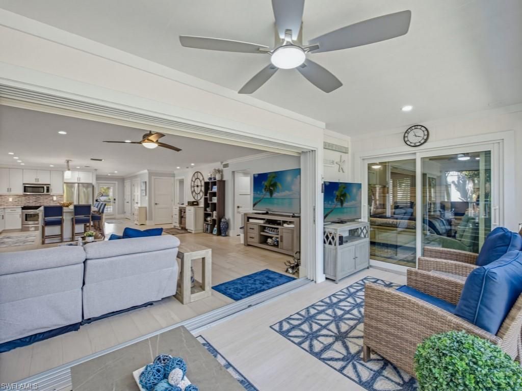 225 5th Ave S, Unit 103, Naples, FL 34102 Photo